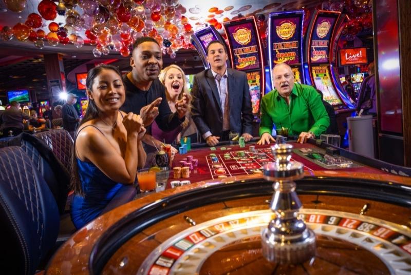 Group Playing Roulette | Live! Casino & Hotel Philadelphia®